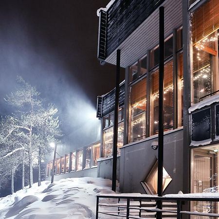 Ski-Inn Hotel Pyhaetunturi Exteriör bild